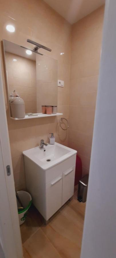 Apartments Suho Komiža מראה חיצוני תמונה